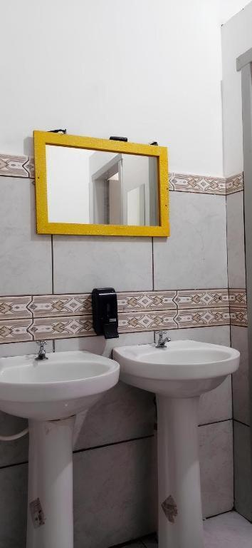 פורטו אלגרה Hostel Bahia מראה חיצוני תמונה